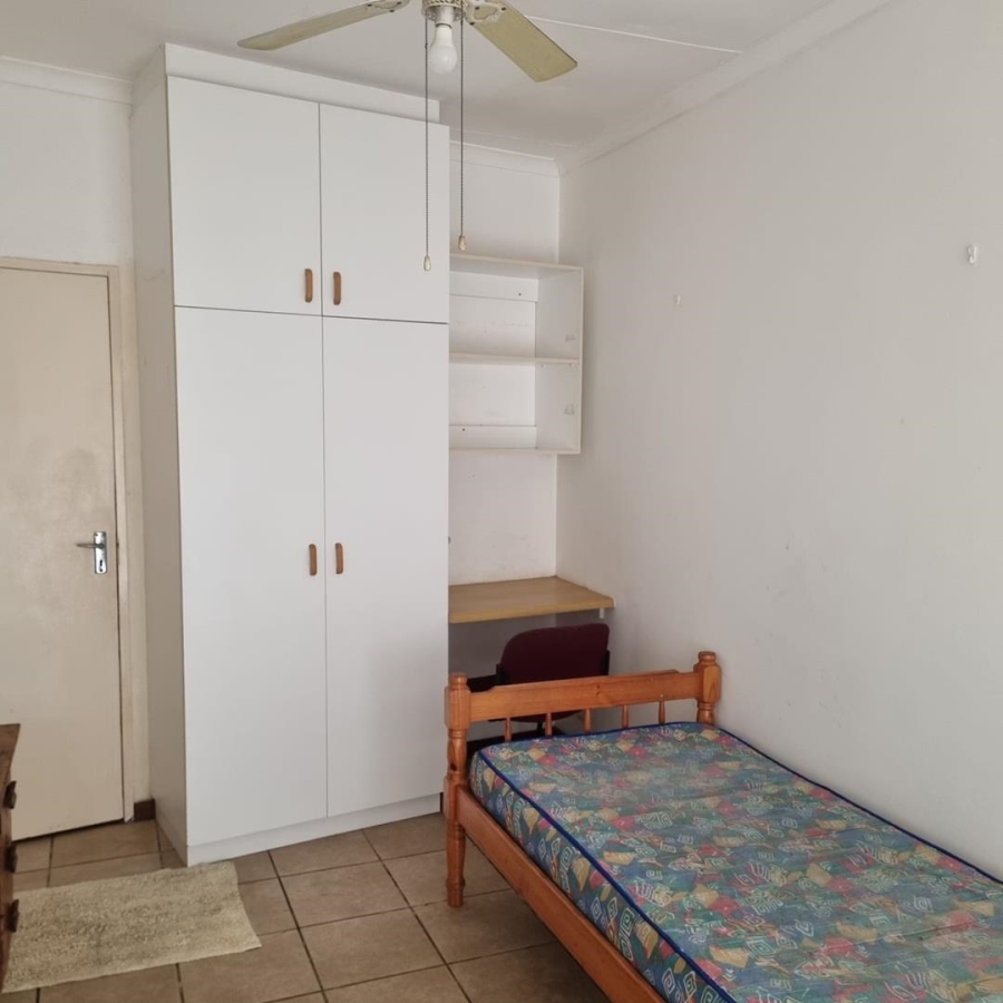 To Let 1 Bedroom Property for Rent in Summerstrand Eastern Cape